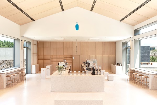 Blue Bottle Coffee Jeju Cafe 3