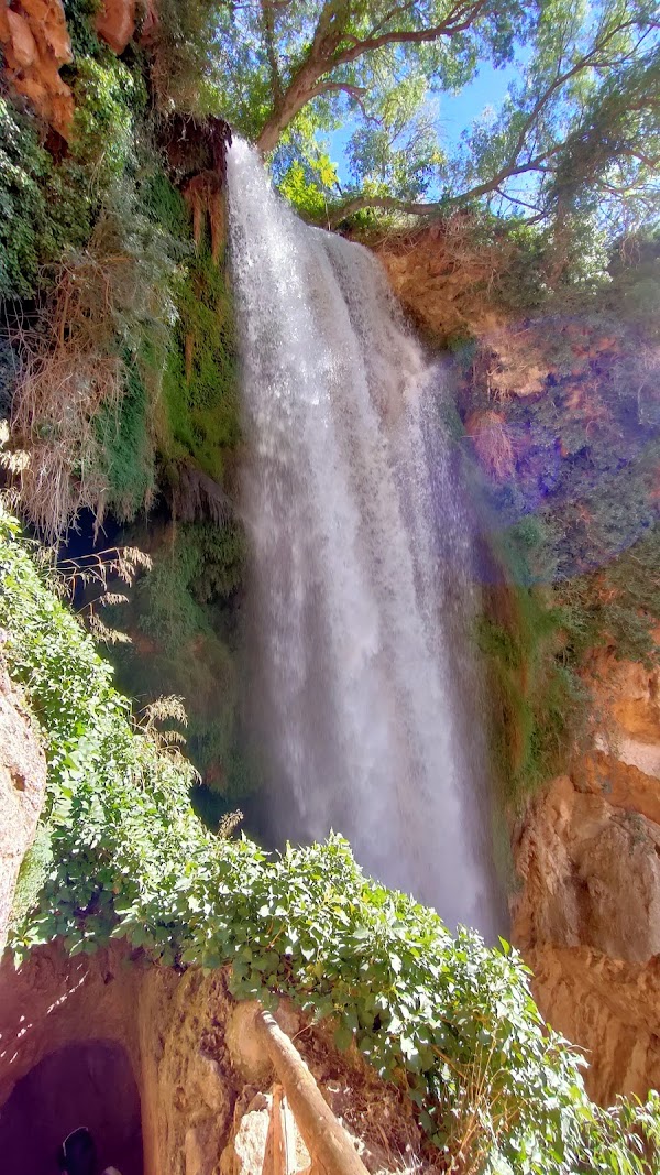 Horse tail waterfall 2