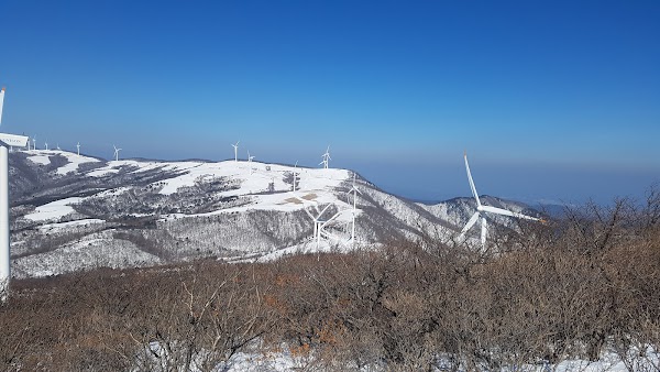 Seonjaryeong trail entrance 5