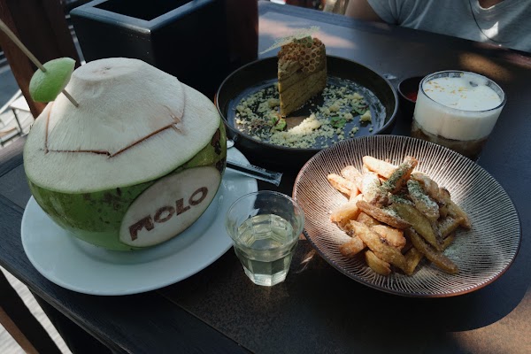 MOLO Restaurant & Bar 2