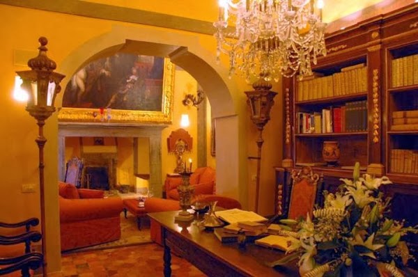Palazzo Santa Croce