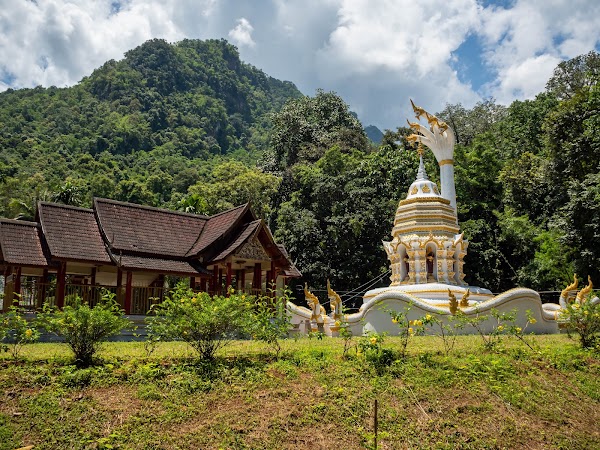 Wat Tham Chiang Dao 4