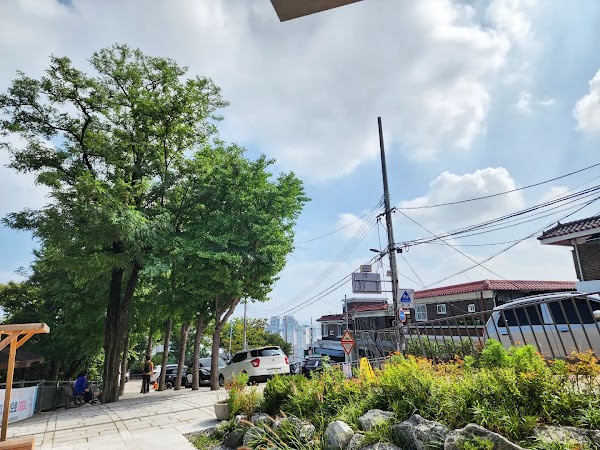 Changsin-dong 2