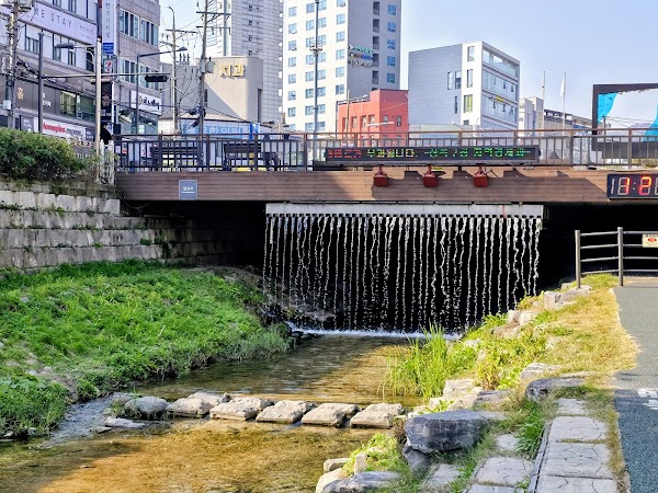 Seongbugcheon 2