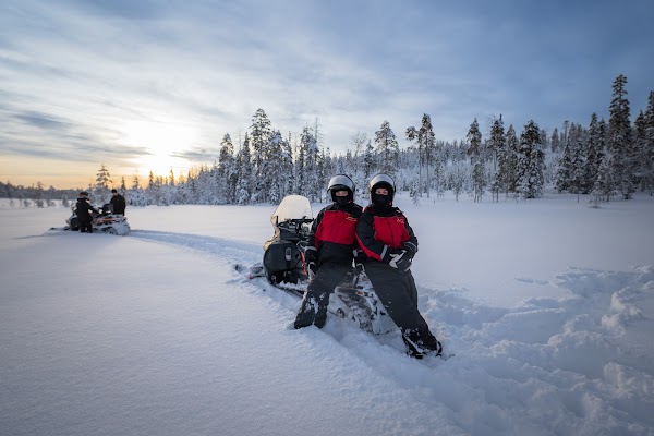 StayLapland - Husky, Reindeer, Snowmobile, and Northern Lights Tours 1