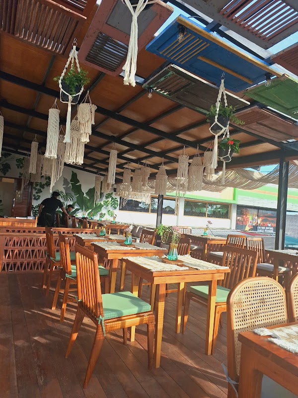 Natys Bar & Grill Ubud