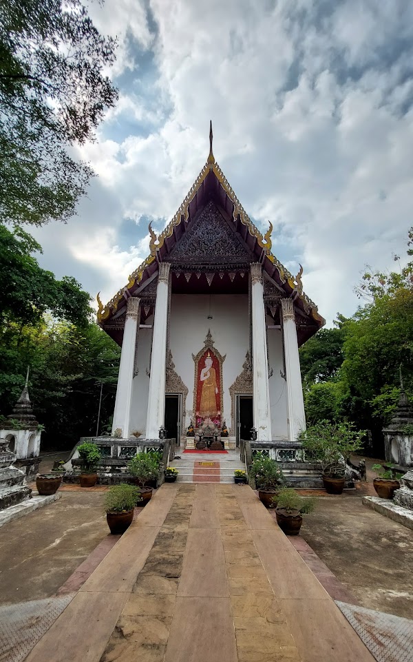 Wat Kamphaeng Bangchak