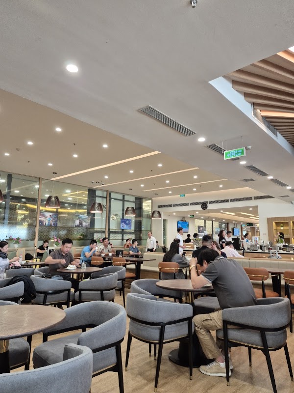 Louis Coffee sân bay Nội Bài 1