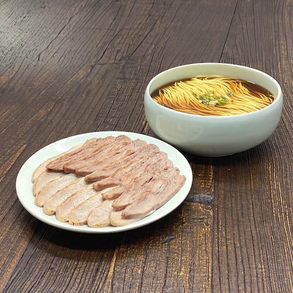 嚴湧帛豬肉湯飯海雲台店 5