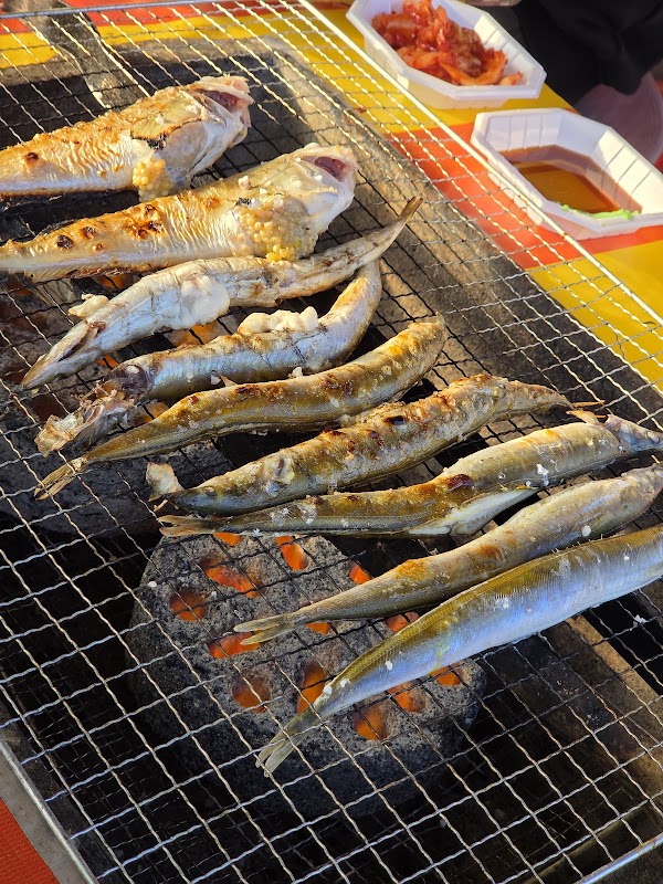 동명항 오징어난전 4