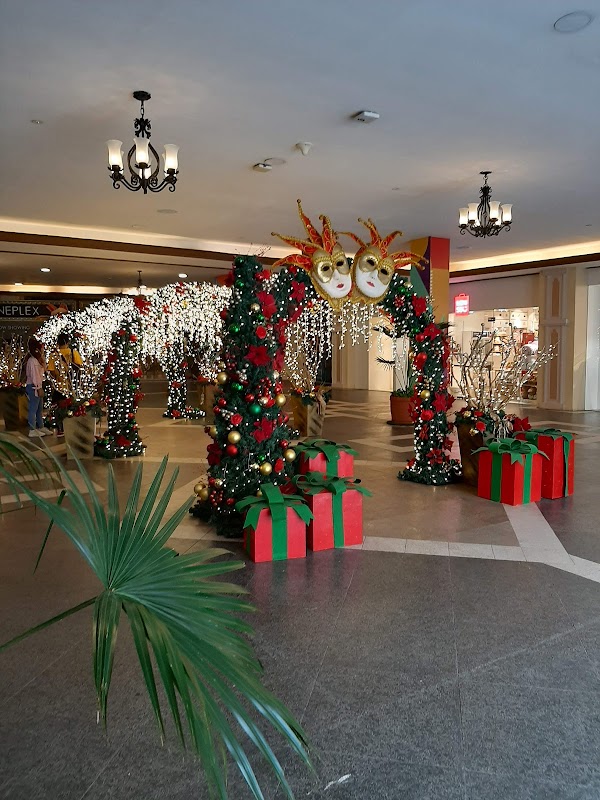 Venice Grand Canal Mall 5