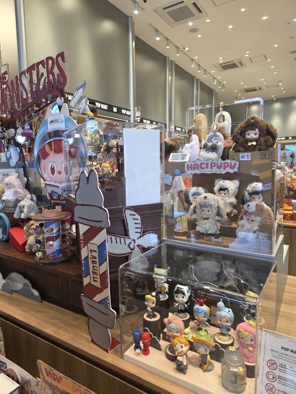 POP MART 那覇国際通り店 4