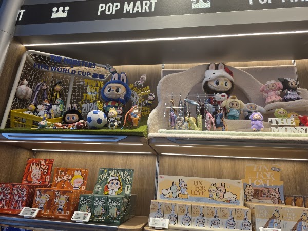 POP MART 那覇国際通り店 2