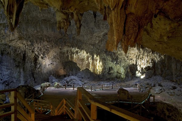 Cuevona de Ardines