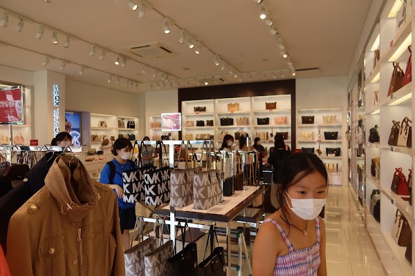 Michael Kors Outlet 5