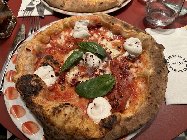 Peppe Pizzeria Martyrs 3
