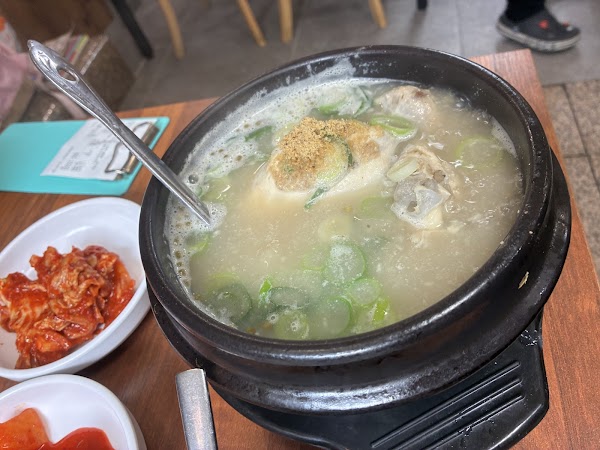 Wonjo Seoul Samgyetang Nampo-dong Headstore 4