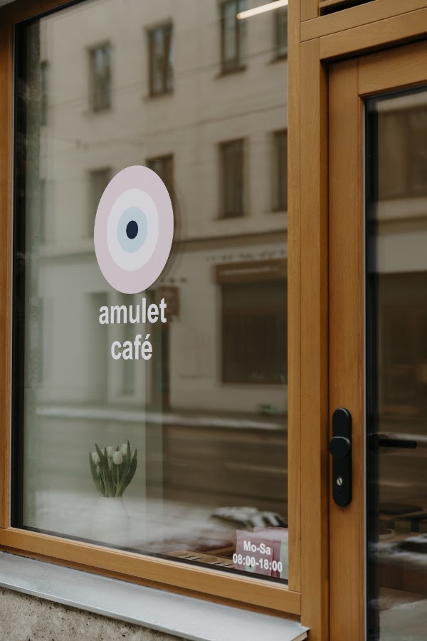 amulet 1
