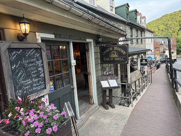 Coach House Bar & Grill