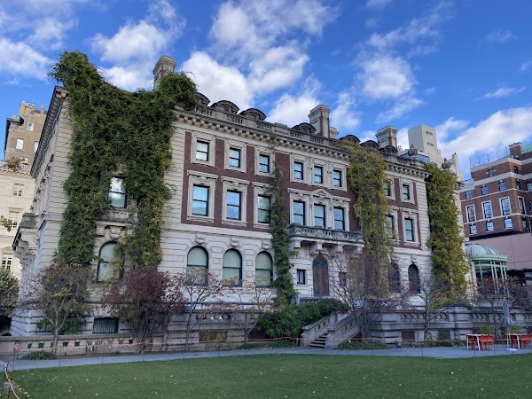 Cooper Hewitt, Smithsonian Design Museum 1