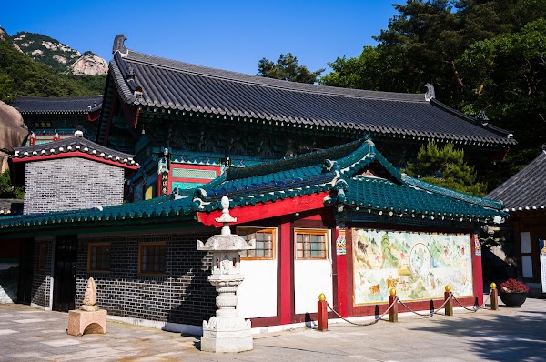 Samcheonsa Temple