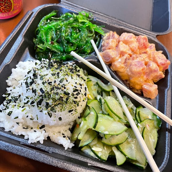 Locals Hawaiian Style Poke 2