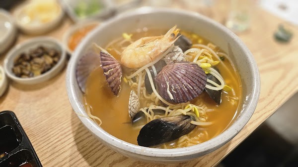 Eosachulto Hongdae Branch 4