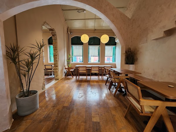 Piccadilly Cafe