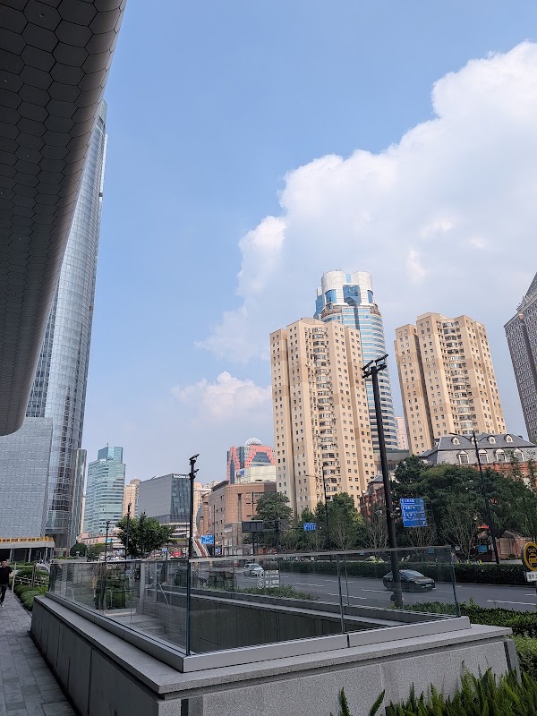 JOYA Shanghai Xujiahui Hotel