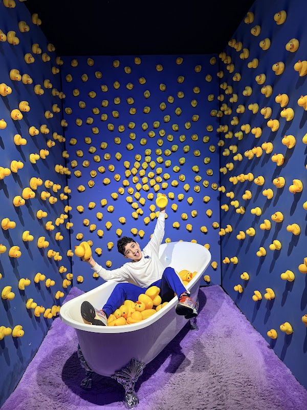 Bubble Planet: An Immersive Experience - American Dream Mall 5