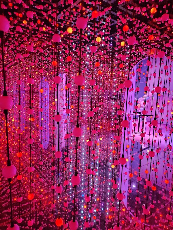 Bubble Planet: An Immersive Experience - American Dream Mall 2