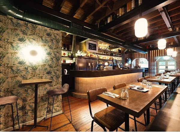 Malt Dining & Bar 5