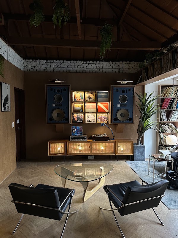 House Of Vinyl Mangwon 4