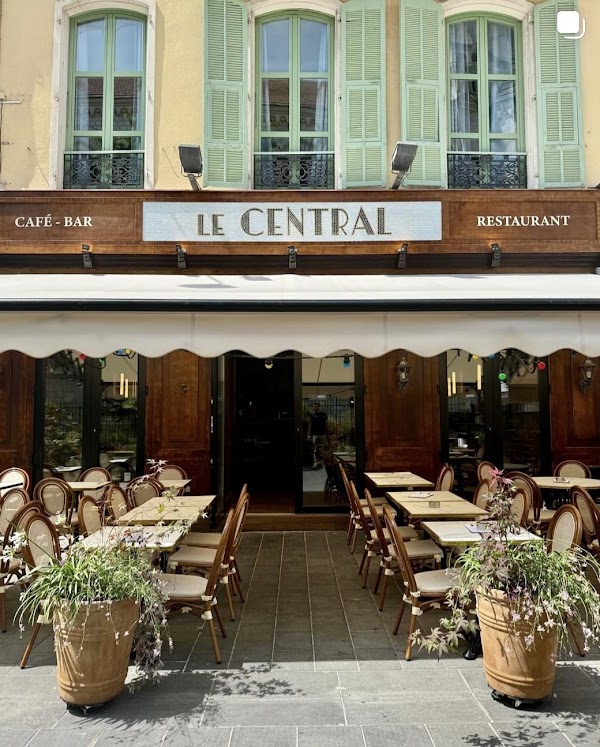 Le Central