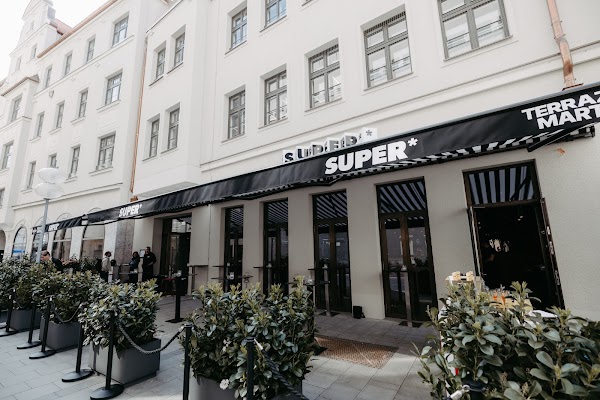 SUPER* Neo Brasserie & Bar
