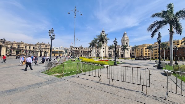 Lima Main Square 5