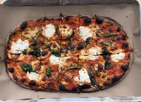 Lala’s Brooklyn Apizza 4
