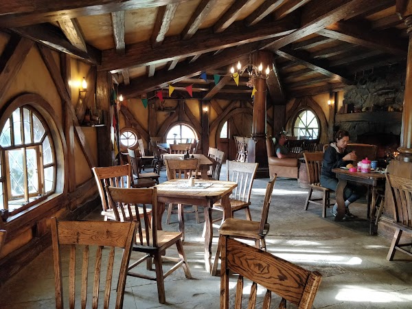 The Green Dragon Inn 4