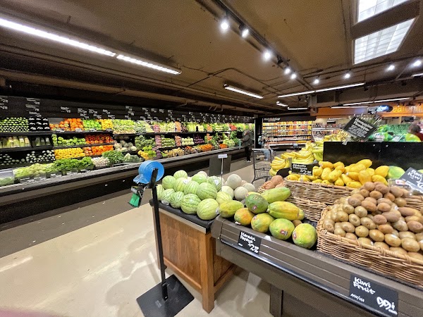Metropolitan Market 5