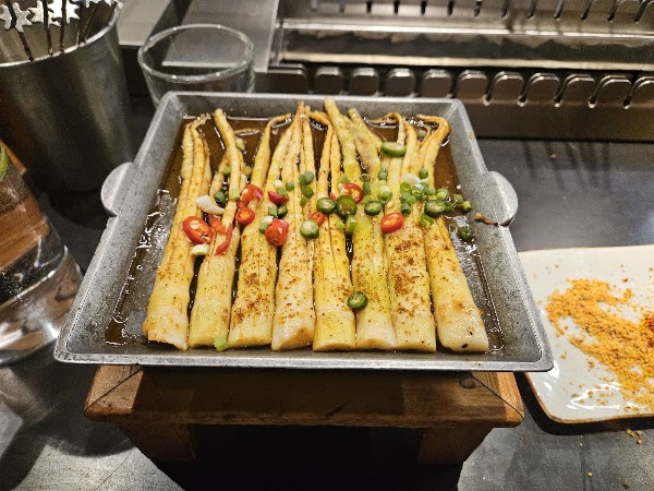 Henjiu Yiqian Zhishijia BBQ Shop 1