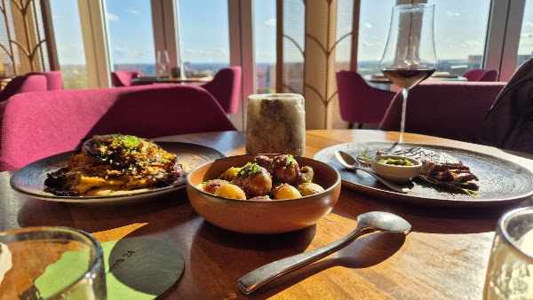 Selva Restaurant 3