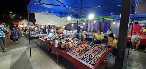 Tha Phae Walking Street 5