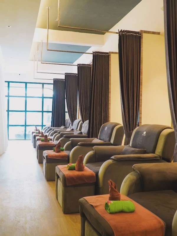 Foot Point Family Massage