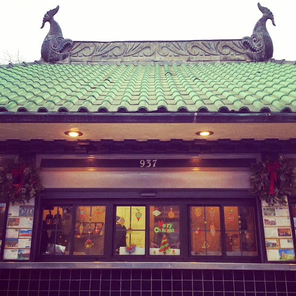 Walter's Hot Dogs - Mamaroneck