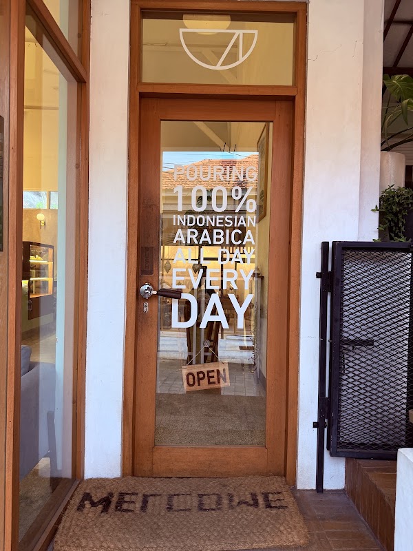 Ubud Coffee Roastery - Ubud 2