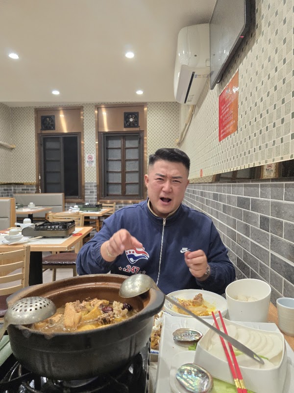 Weihuangguang Fuhe 2