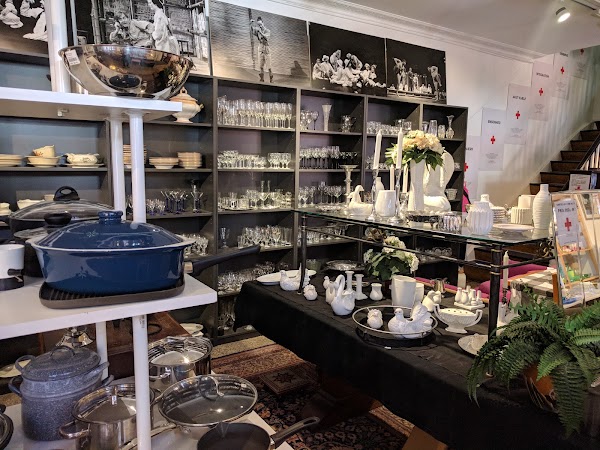 Red Cross Op Shop 3