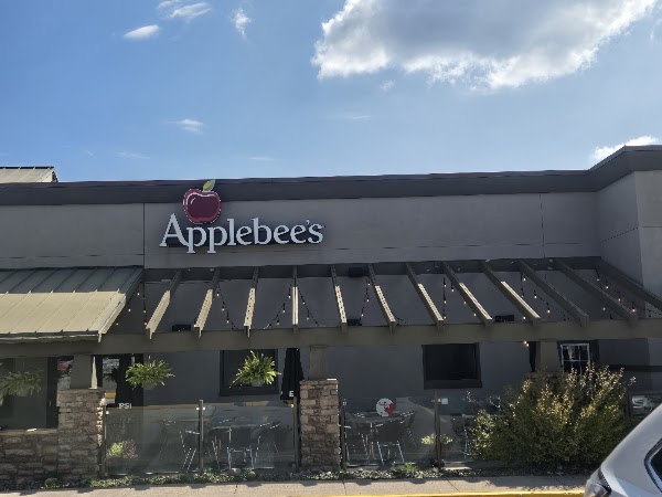 Applebee's Grill + Bar