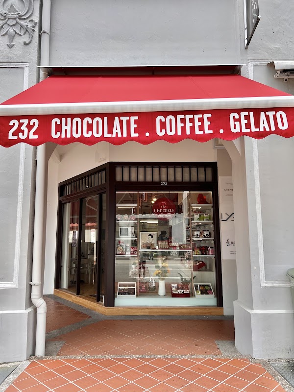 CHOCOELF Specialty Chocolate Cafe (South Bridge Rd)