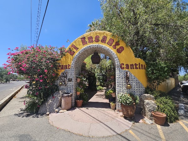 El Encanto 1